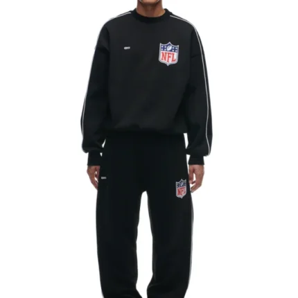 6PM Season SHIELD LOGO CREWNECK BLACK